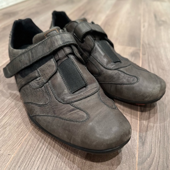 Men's Hugo Boss grey leather vecro shoes, size 11 - Picture 1 of 9